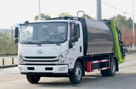 上汽躍進(jìn)C500國六8方壓縮式垃圾車_壓縮式垃圾車生產(chǎn)廠家